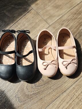 wonder nation Girls Mary Jane Dress Shoes in Black and Blush